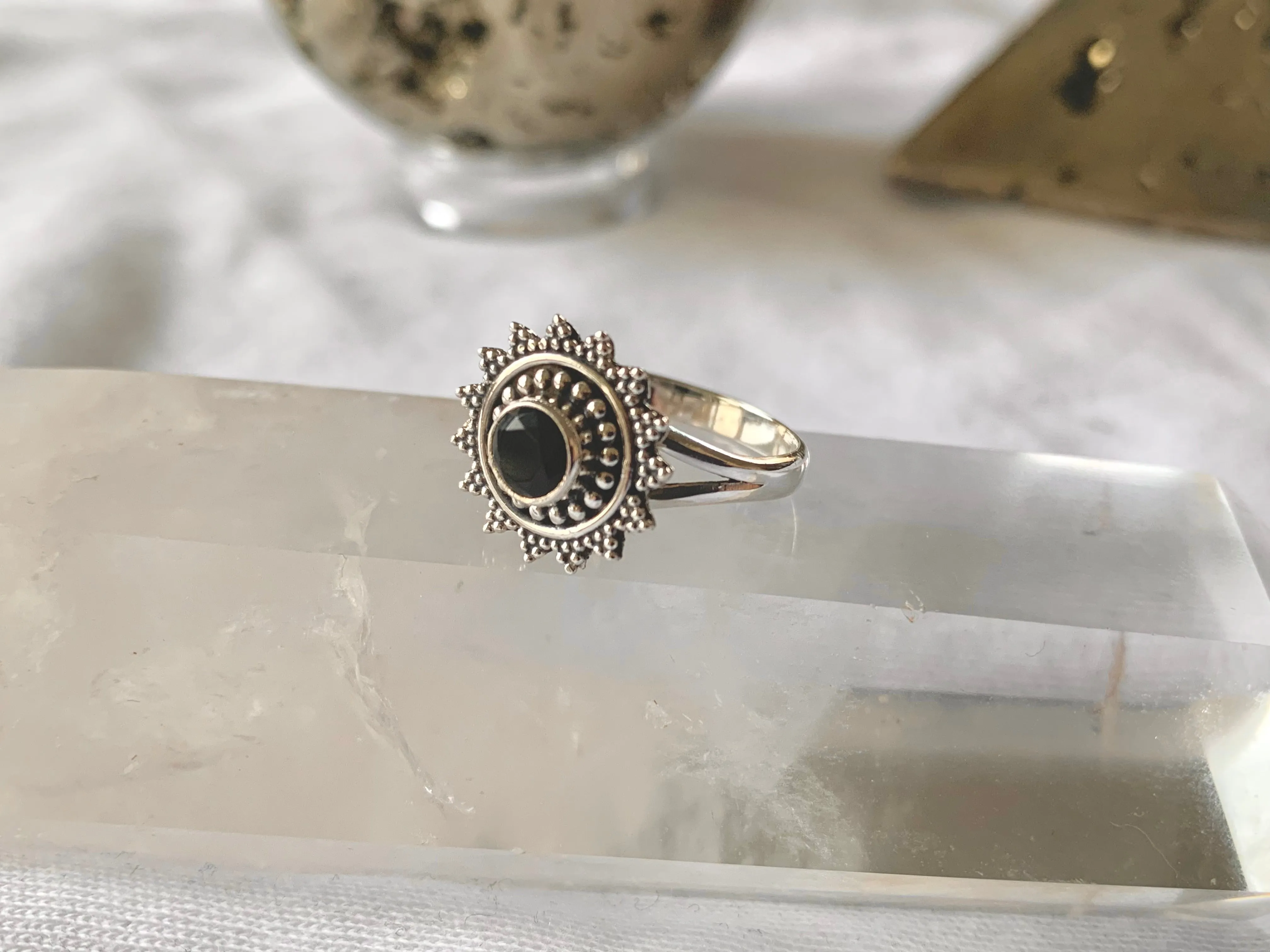 Black Onyx Evanora Ring loo