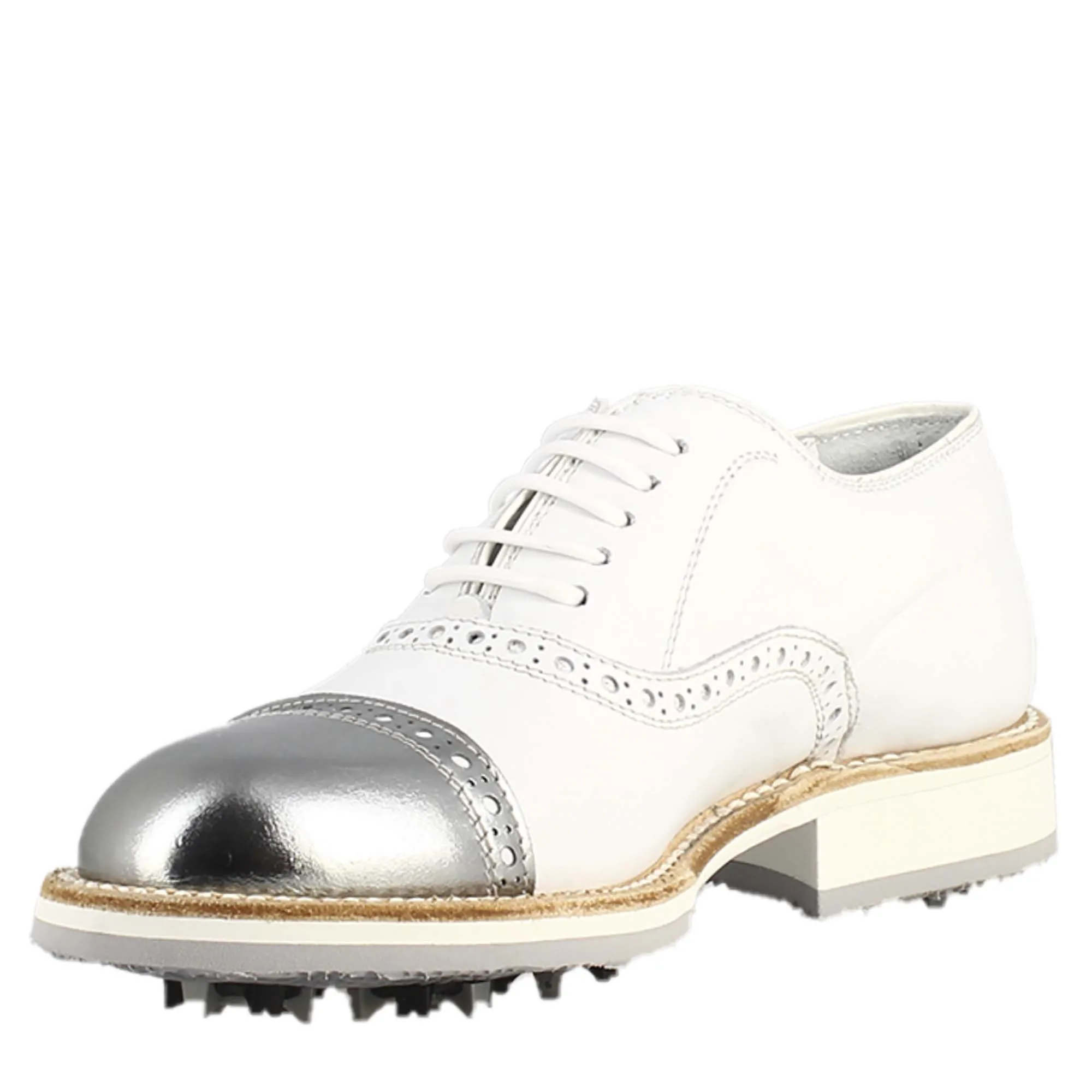 Scarpe golf da donna artigianali in pelle bianco e dettagli in argento